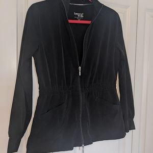 Women's Double Pocket Activewear Scrubs Jacket